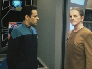 celebrity_city_star_trek_ds9_51062_123